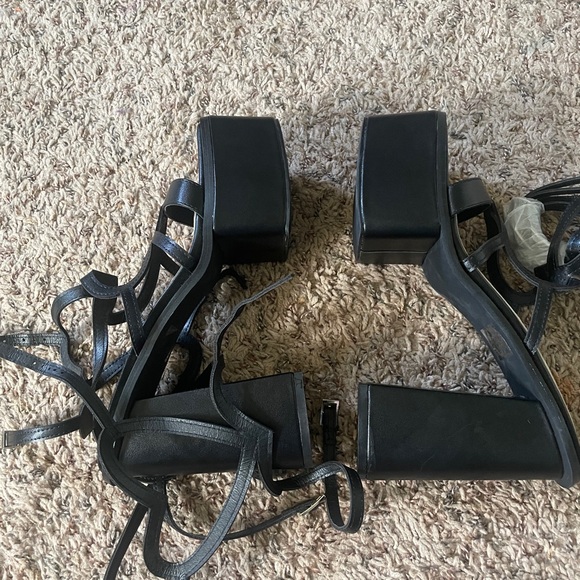 SOLD - Picture 7 of 9